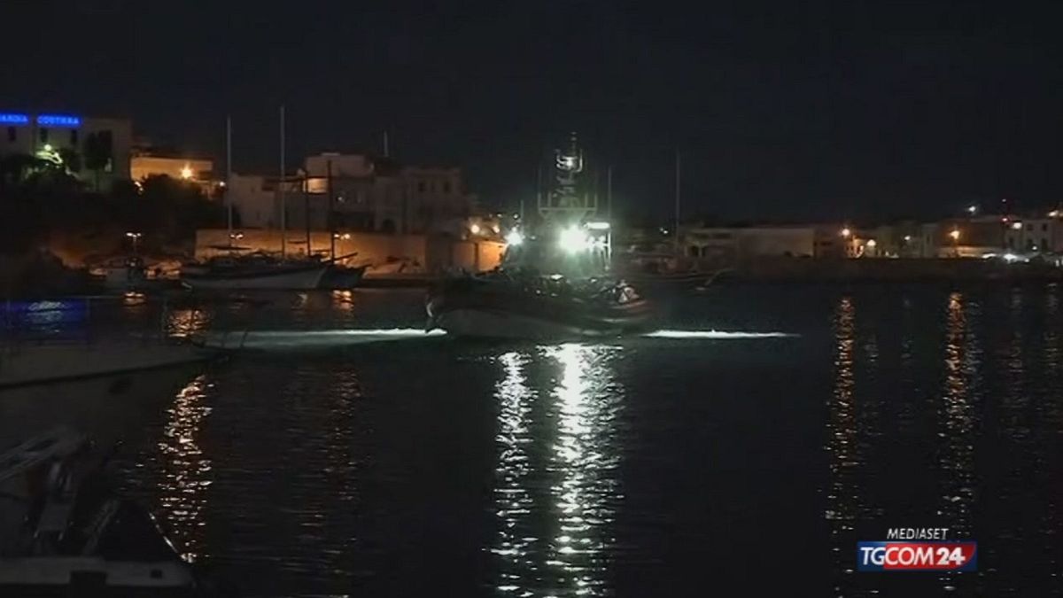 Continuano gli sbarchi a Lampedusa 