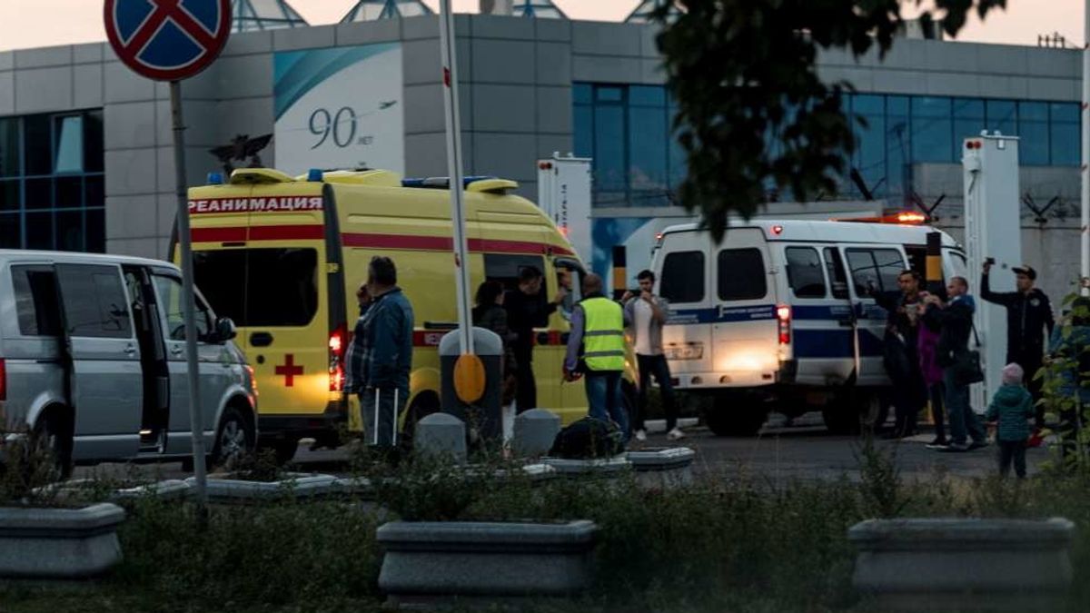  Il trasferimento di Navalny in ambulanza dall'ospedale di Omsk all'aeroporto © Afp