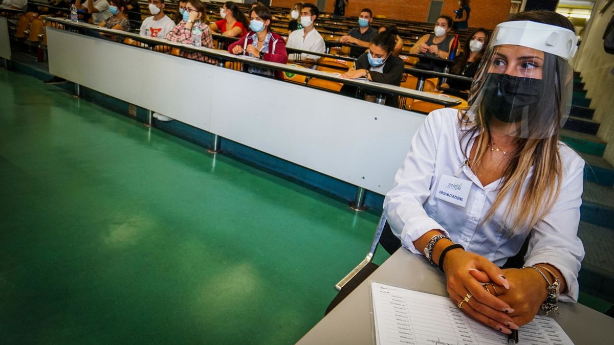 Al via il test d'ingresso per Medicina. Attesi oltre 66mila ragazzi © Ansa