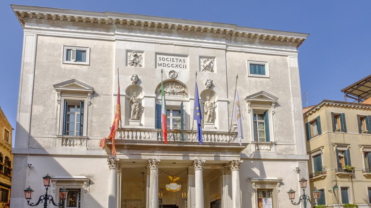 Teatro La Fenice di Venezia https://www.teatrolafenice.it/ © Istockphoto