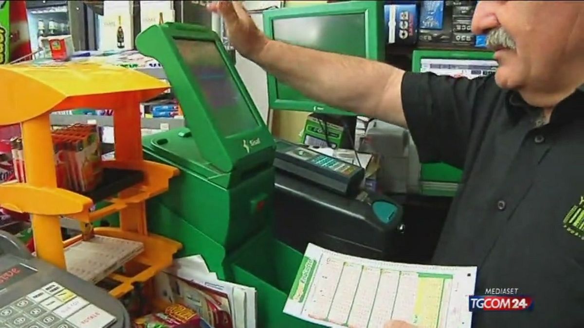 Superenalotto, è febbre da jackpot 