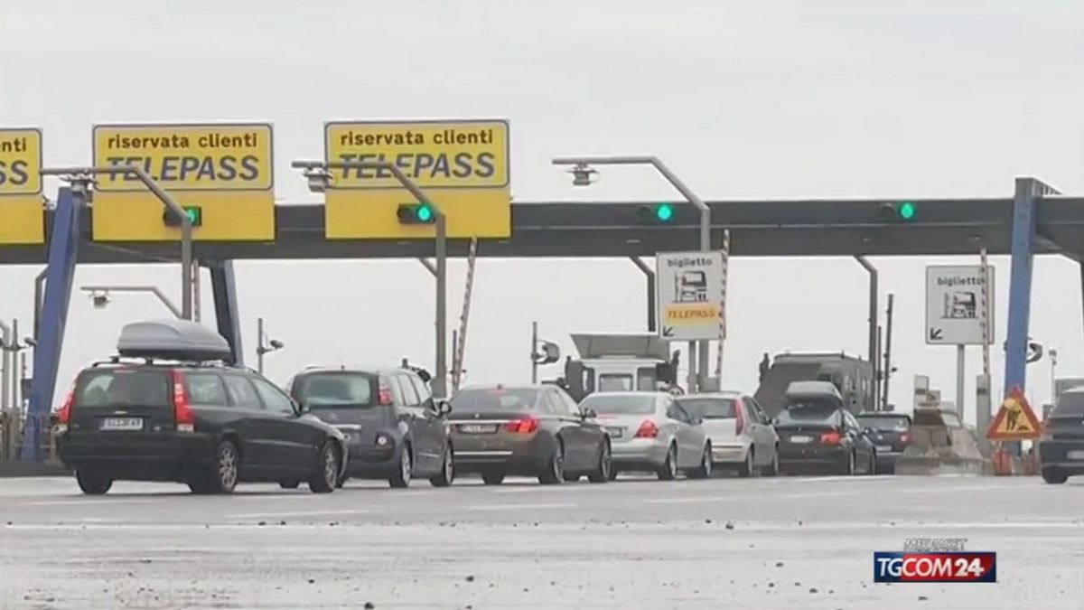 Trani, assalti ai caselli dell'autostrada: 9 arresti © tgcom24