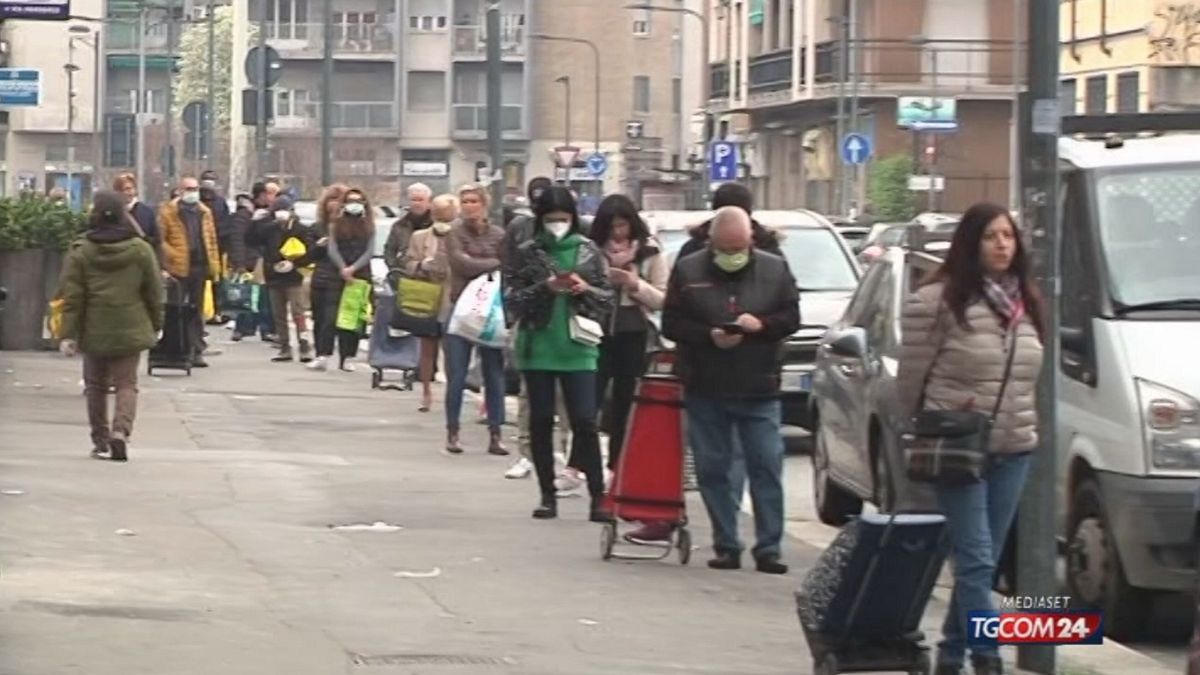 Coronavirus, Coldiretti: non servono code a supermercati 