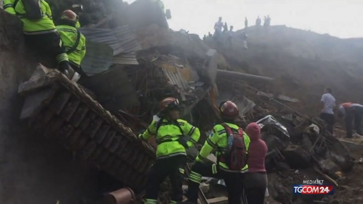 Guatemala, frana causa una strage 