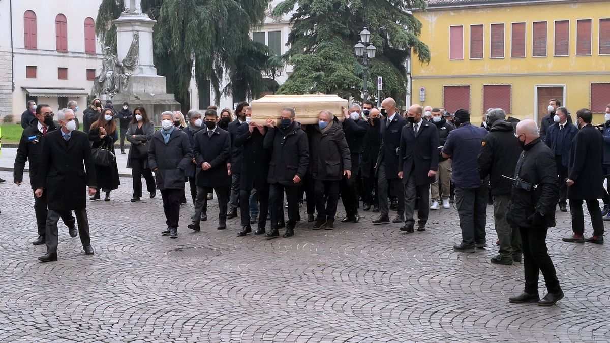 funerale paolo rossi © ansa