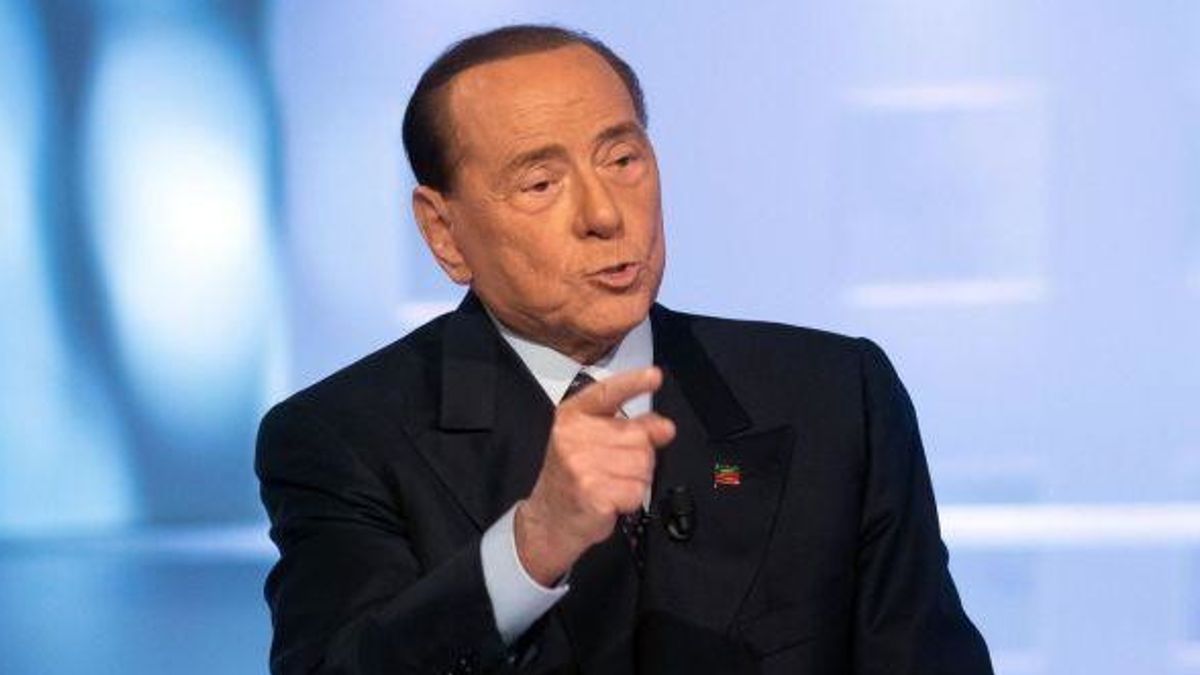  © agenzia