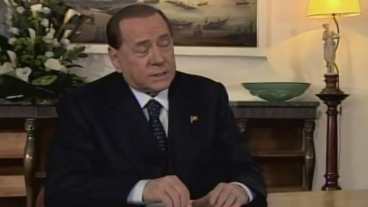 Berlusconi: "Possiamo vincere in tre regioni" 