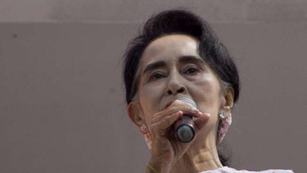 
    © -afp