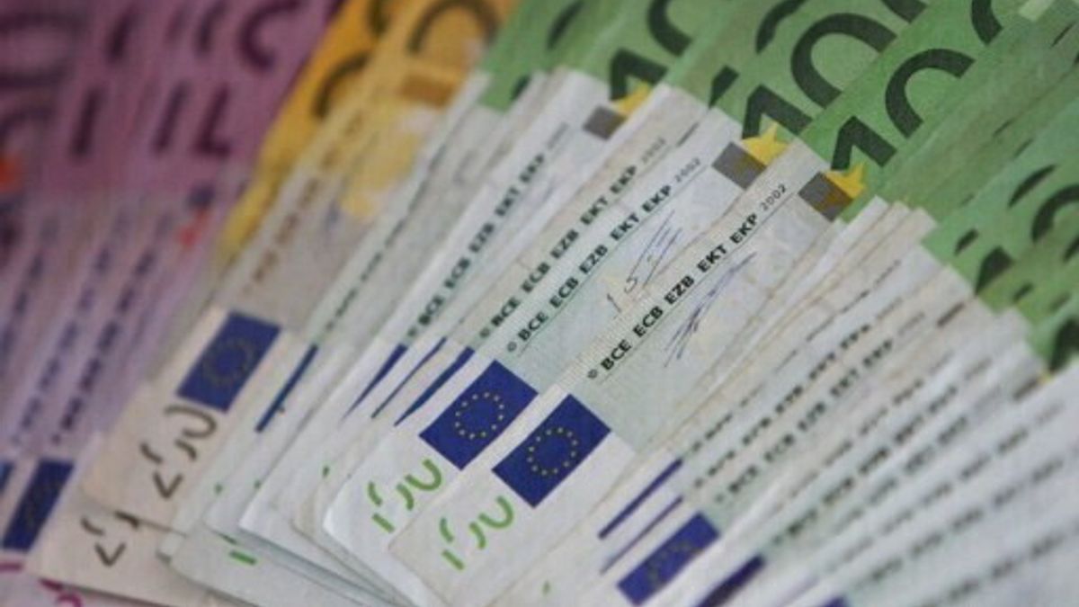  © -afp