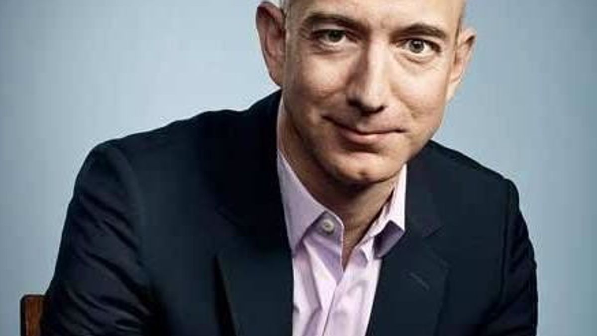 Jeff Bezos © facebook