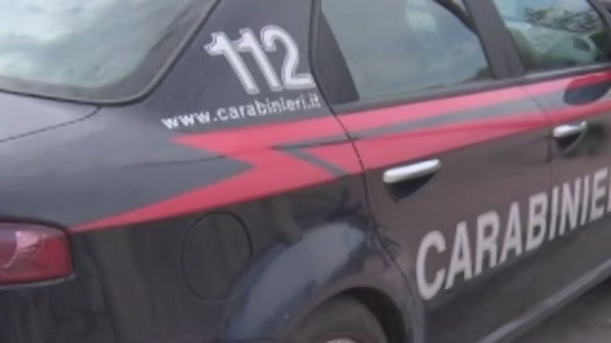 Locri, carabinieri sequestrano due scuole pubbliche 