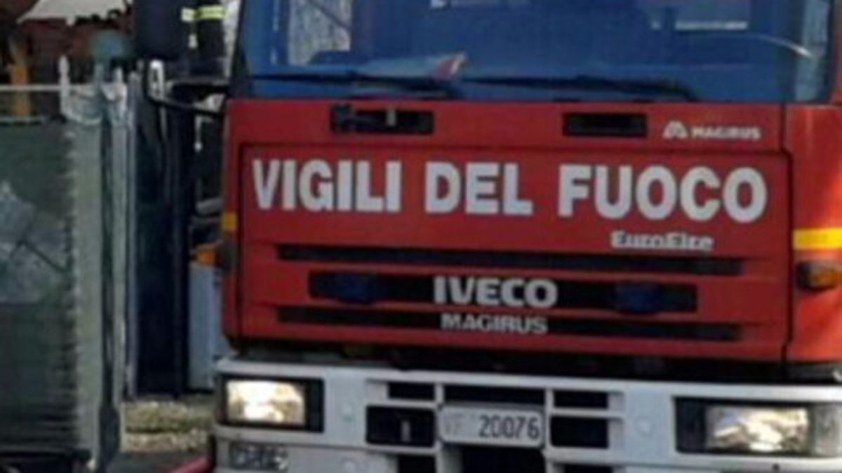 
    © vigili-del-fuoco