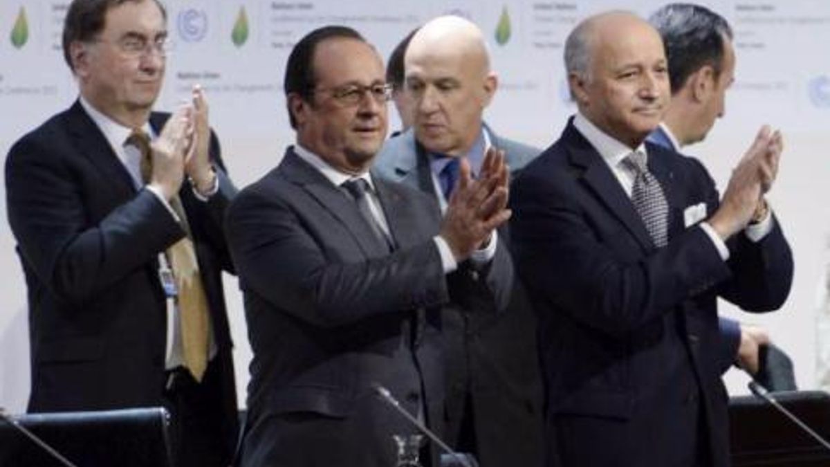 
    © -afp