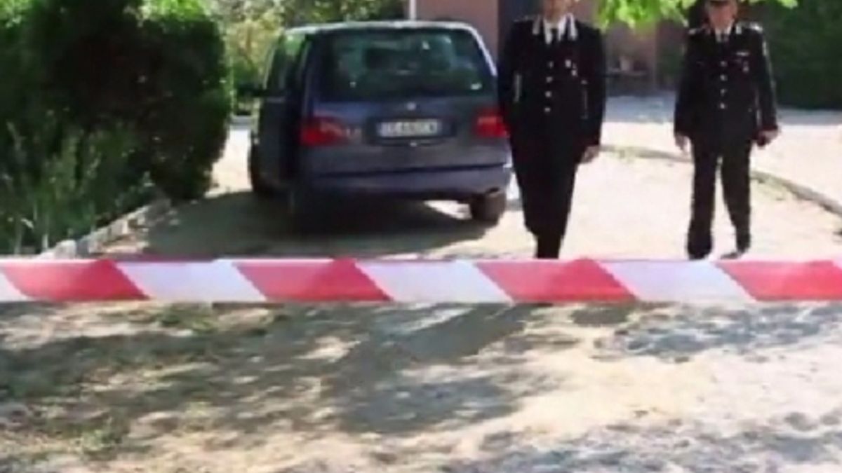
      foggia carabinieri
    © da-video
