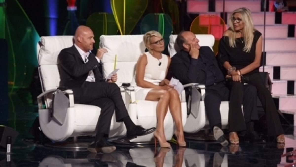 
    © ufficio-stampa-fascino