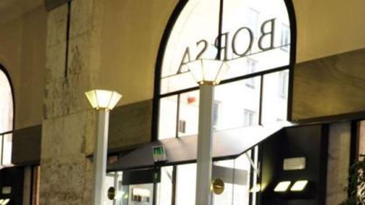  © agenzia