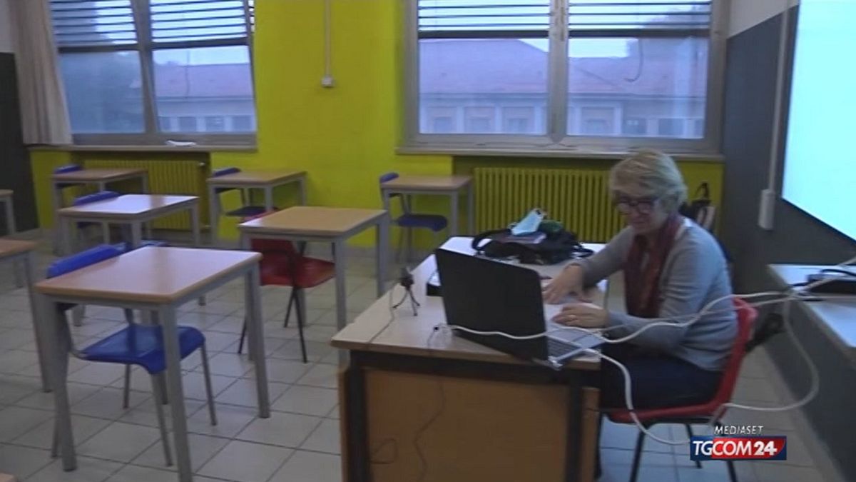 Covid, sos scuole: 6mln di studenti verso Dad 