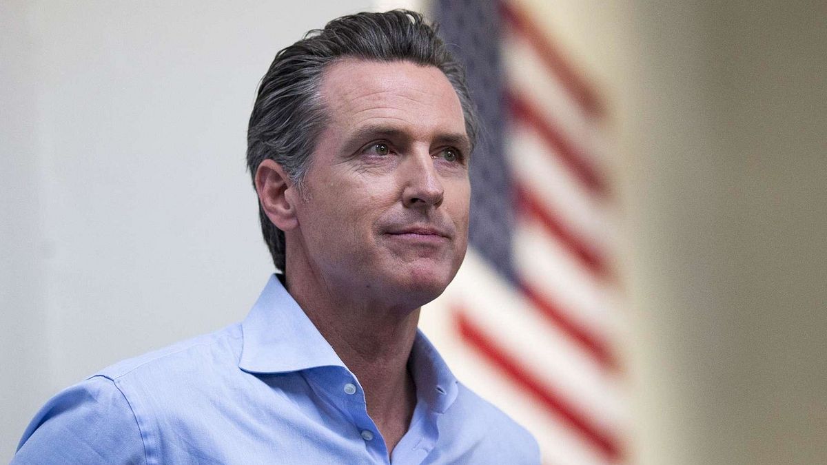 Con il 55,8% il dem Gavin Newsom ha battuto John Herman Cox ed è diventato il nuovo governatore della California, lo Stato americano più ricco e potente. Ex sindaco di San Francisco, a lungo vice governatore della California, Newsom promette di inasprire la guerra a Donald Trump su tutti i fronti. Carismatico, ricco, bello e mondano, qualcuno vede in lui un nuovo Kennedy o comunque un possibile candidato per la Casa Bianca. © -afp