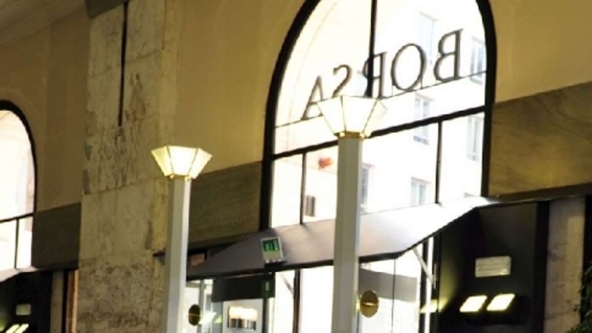  © agenzia