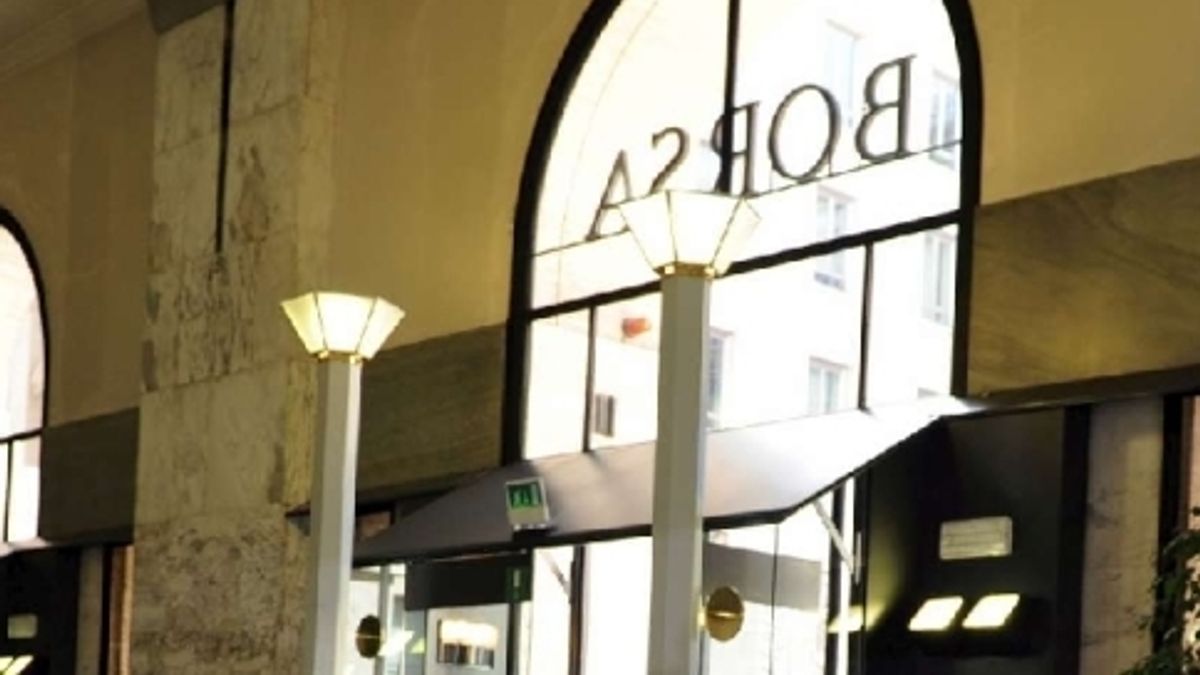  © agenzia