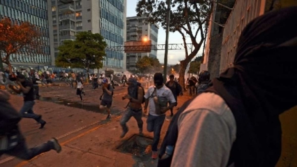  © -afp