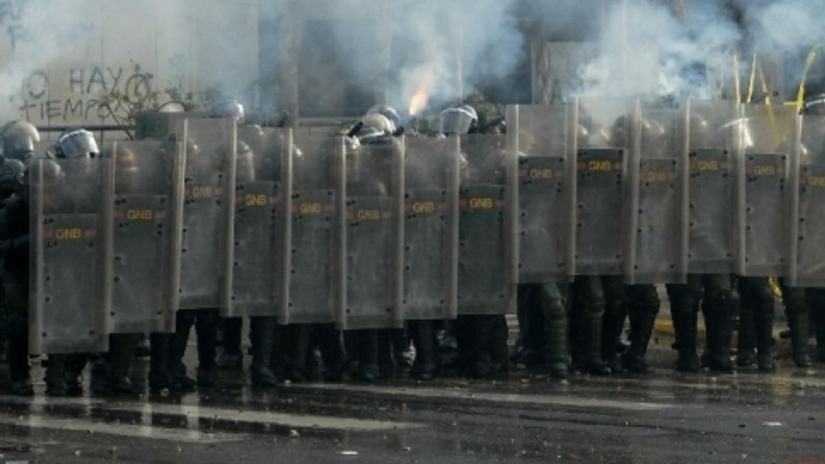  © -afp