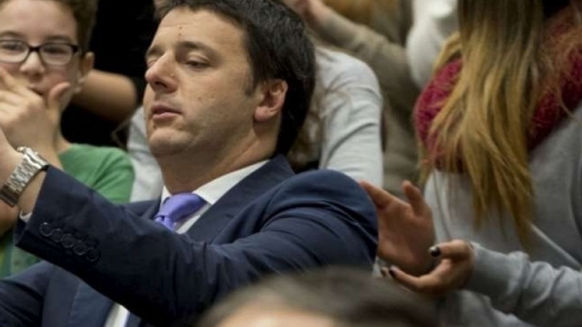  © agenzia