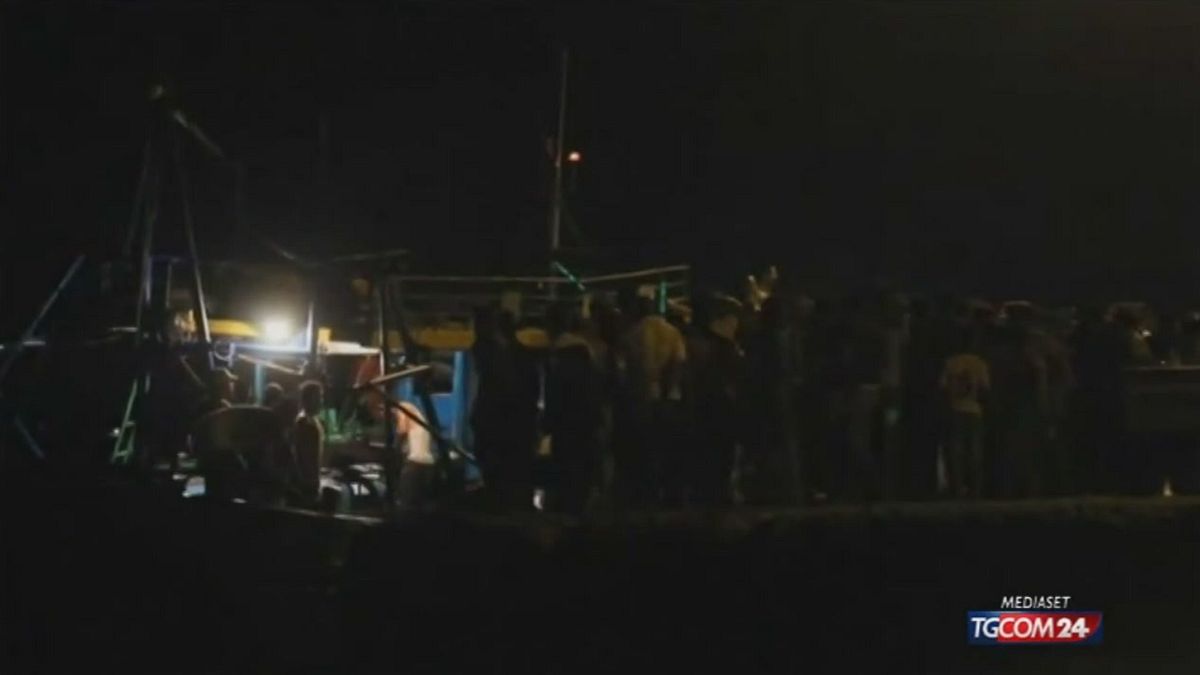 Egitto, affonda scavo di migranti: 42 morti 