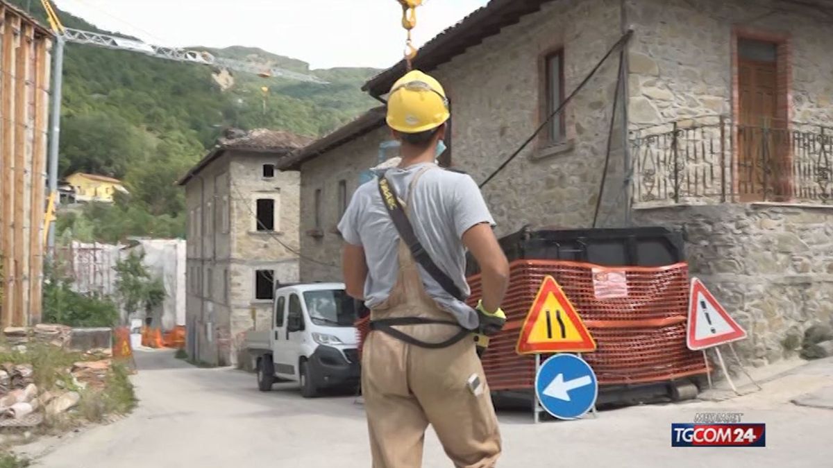 18.05 TERREMOTO, VIAGGIO TRA I CANTIERI SRV 