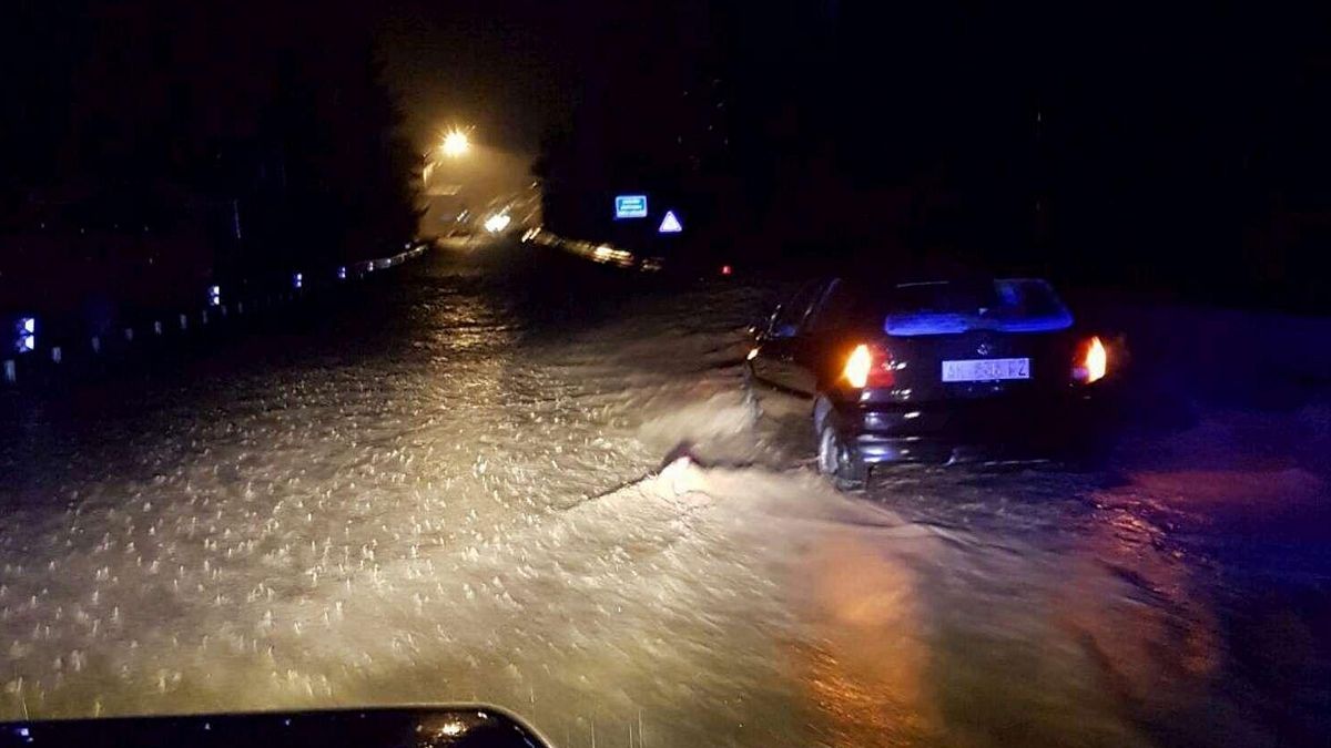 Piogge torrenziali a Castronovo di Sicilia (Palermo) © ansa