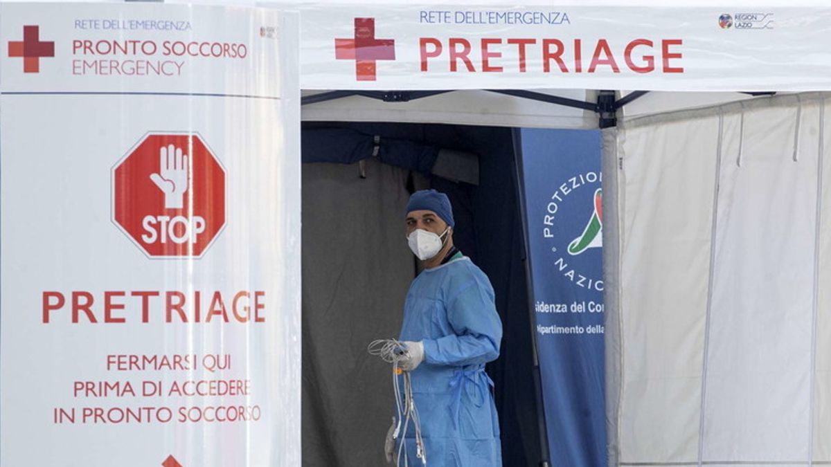 Il reparto Covid nel San Filippo Neri a Roma © Ansa