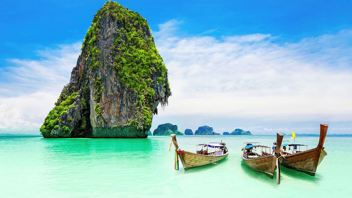 THE BEACH - KHO PHI PHI LE - THAILANDIA © istockphoto