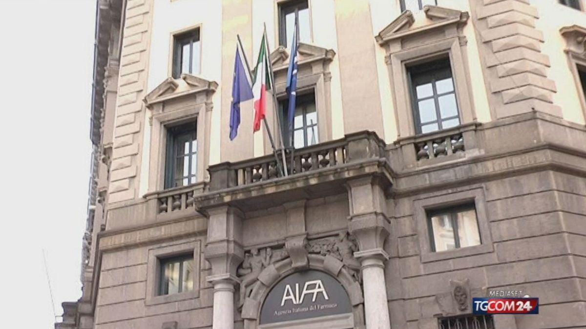 Aifa, pillola 5 giorni dopo a minorenni senza ricetta 