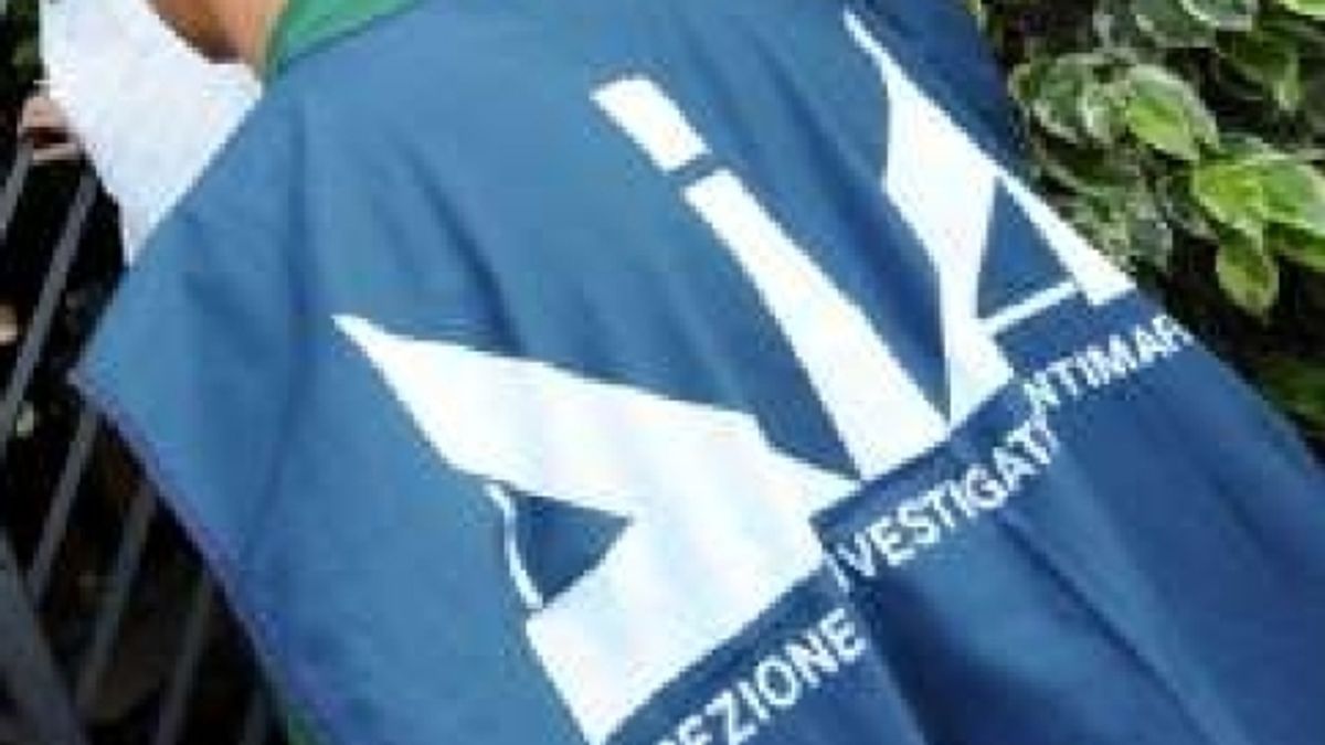  © Ansa