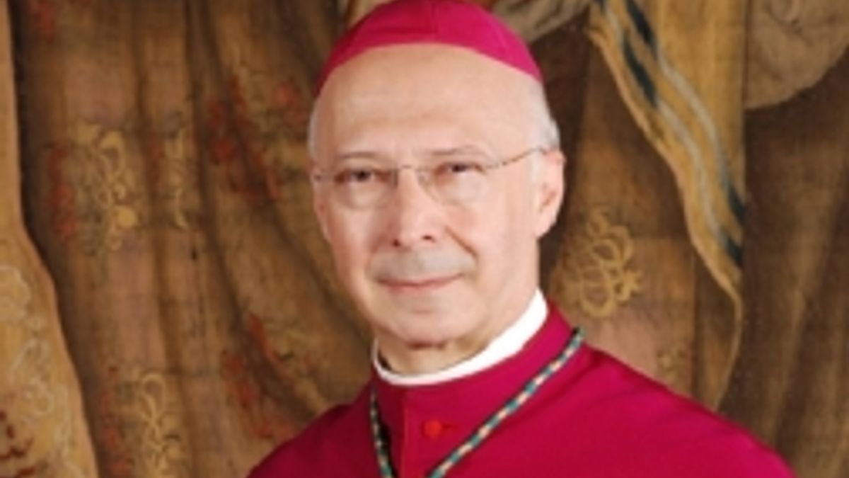 Angelo Bagnasco nato a Pontevico, il 14 gennaio 1943 è presidente della Conferenza Episcopale Italiana e arcivescovo metropolita di Genova. © Dal Web