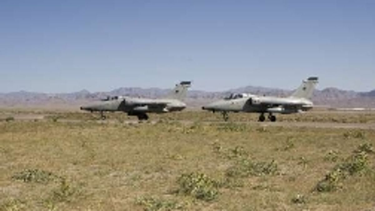 L'aereo da caccia Amx © Ansa
