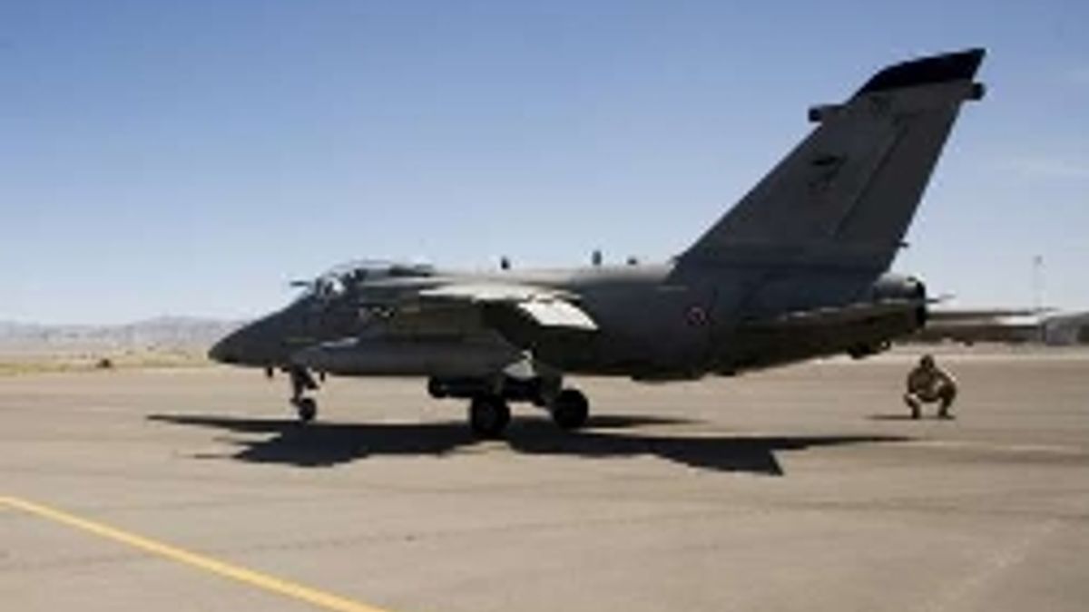 L'aereo da caccia Amx © Ansa