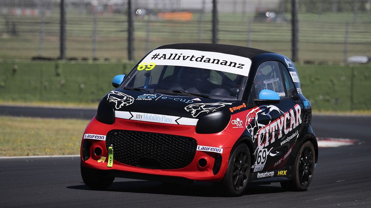  © smart EQ fortwo e-cup