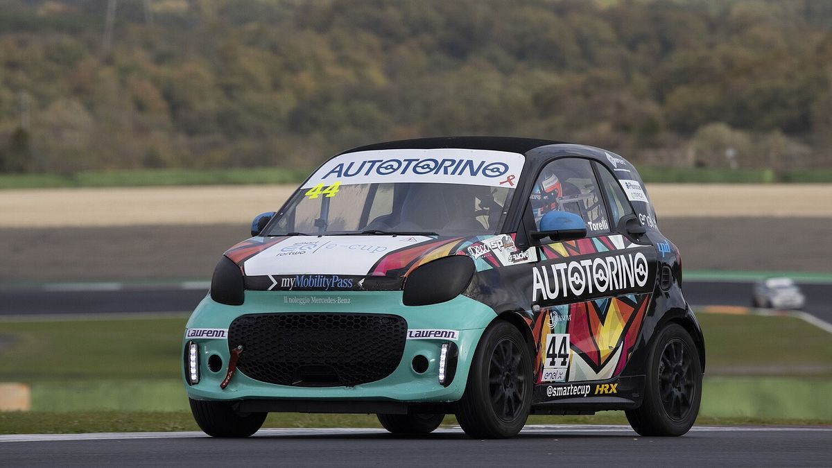  © smart EQ fortwo e-cup