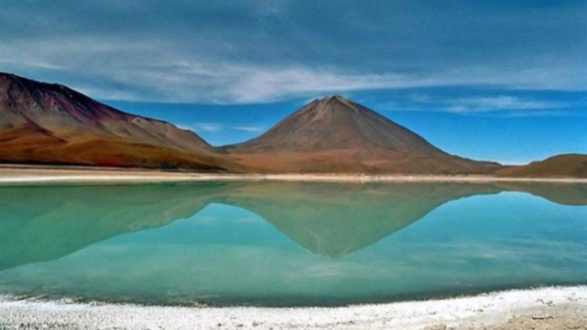 
      Bolivia, la Laguna Verde
    © ufficio-stampa