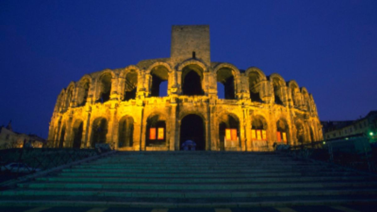 
      ARLES – FRANCIA
    © istockphoto