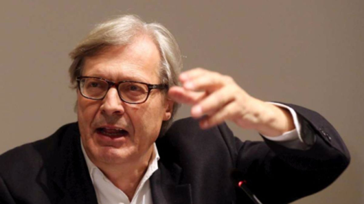 
      Vittorio Sgarbi
    © ansa