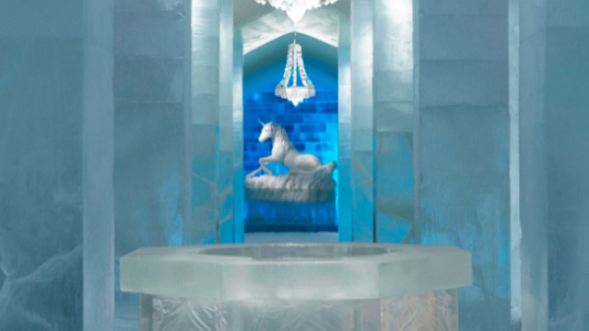 
      ICEHOTEL DI JUKKASJÄRVI - KIRANA - SVEZIA - E' stato il primo in assoluto e funziona dal 1991.
    © dal-web