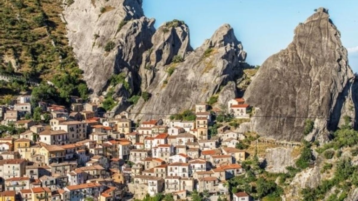 
      Castelmezzano
    © ufficio-stampa