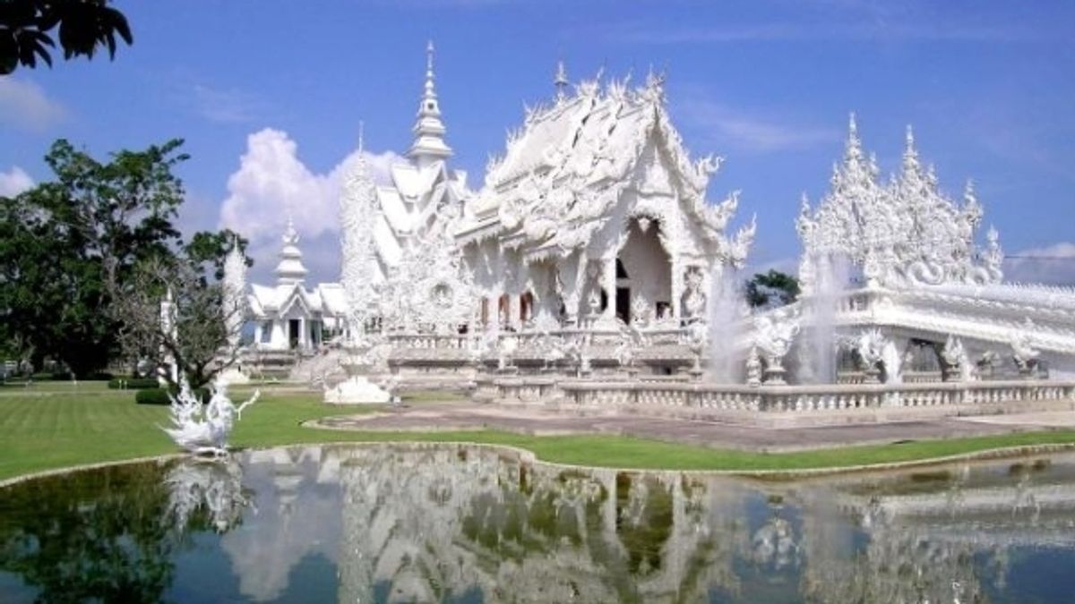 
      Il Wat Rong Khun (tempio bianco)di Chiang Rai
    © ufficio-stampa