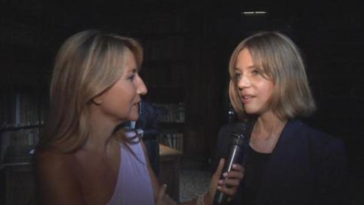
    © tv-moda