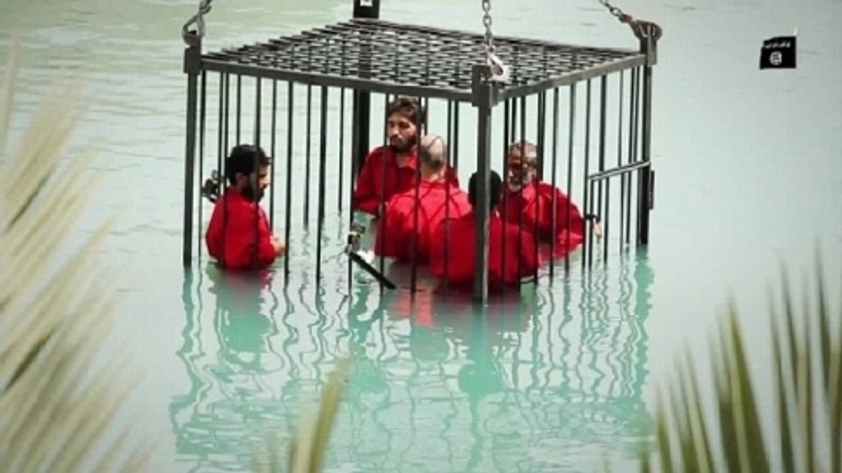
      Isis prigionieri affogati
    © dal-web