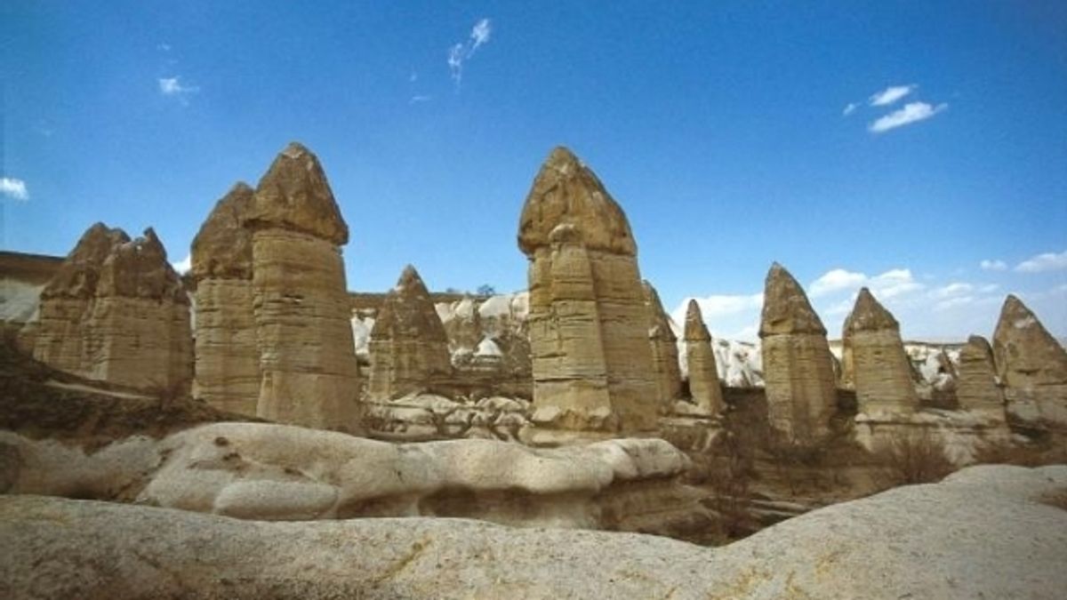 
      Cappadocia, i Camini delle Fate
    © ente-del-turismo