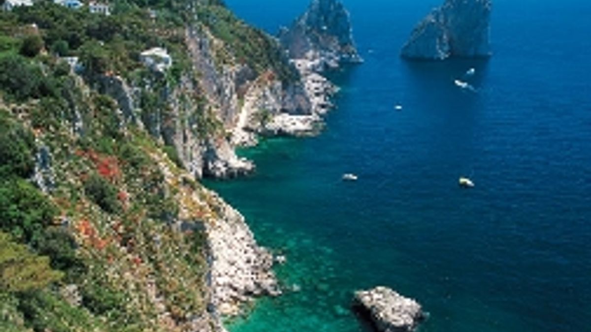  © Azienda promozione turistica
