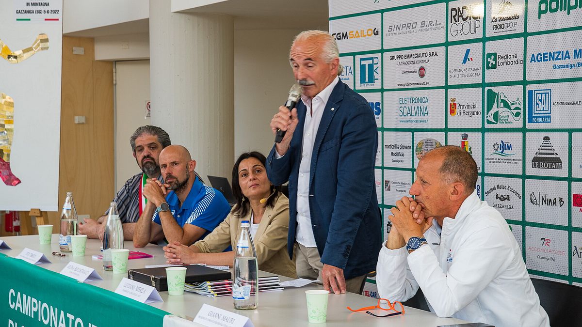  © La Recastello